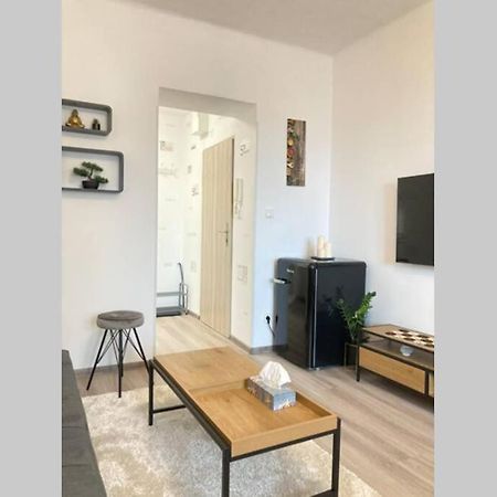 Byt Ve Vrsovicich K Pronajmuti - Cozy Apartment Vrsovice Praha Eksteriør bilde